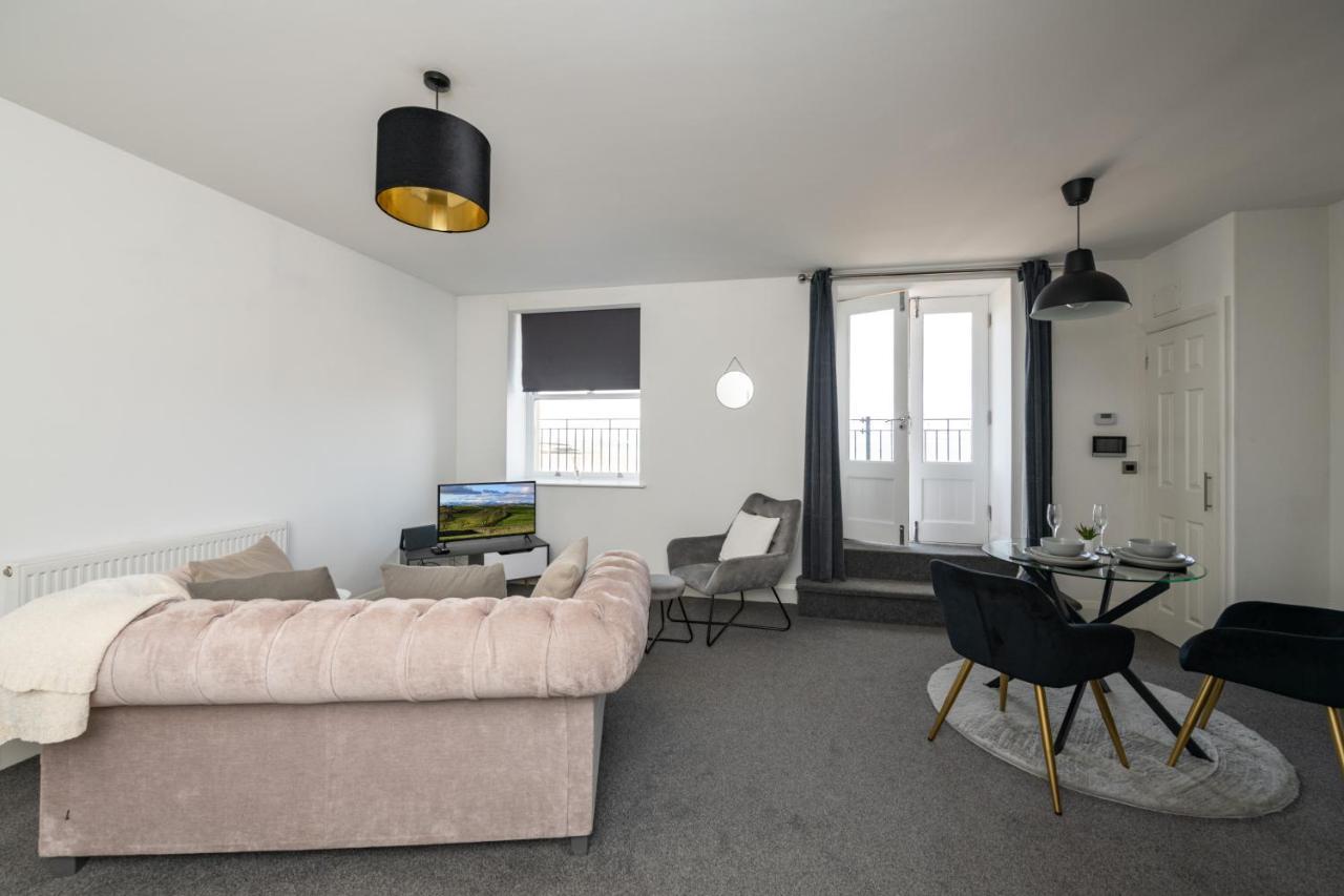 The Croston Balcony Apartment- Morecambe Central Promenade, Beach Front And Sea Views Exterior foto